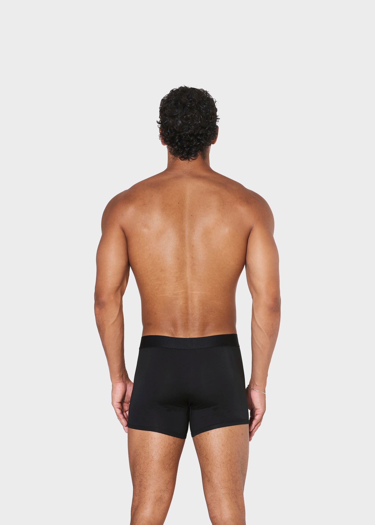 BLACK (SHORT) (BIG POUCH)